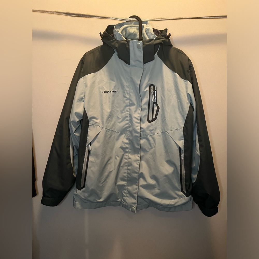 2-in-1 windbreaker jacket